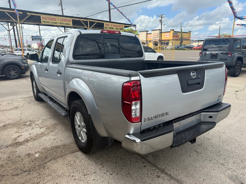2017 Nissan Frontier Image 5