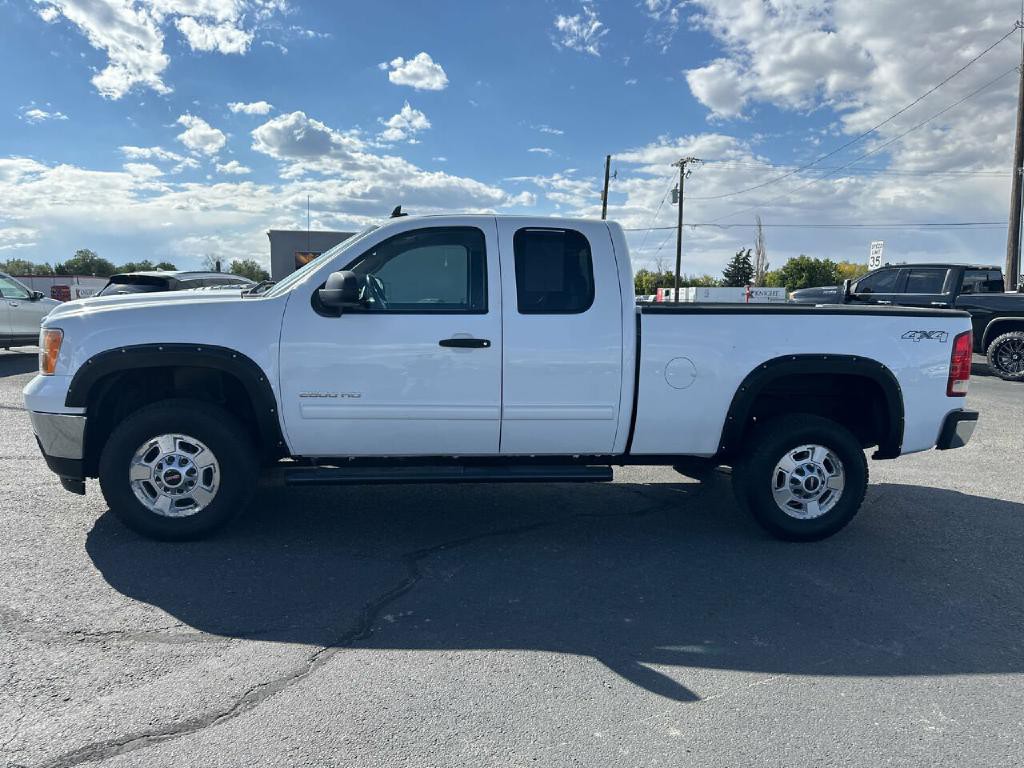 2011 GMC Sierra 2500 Image 4