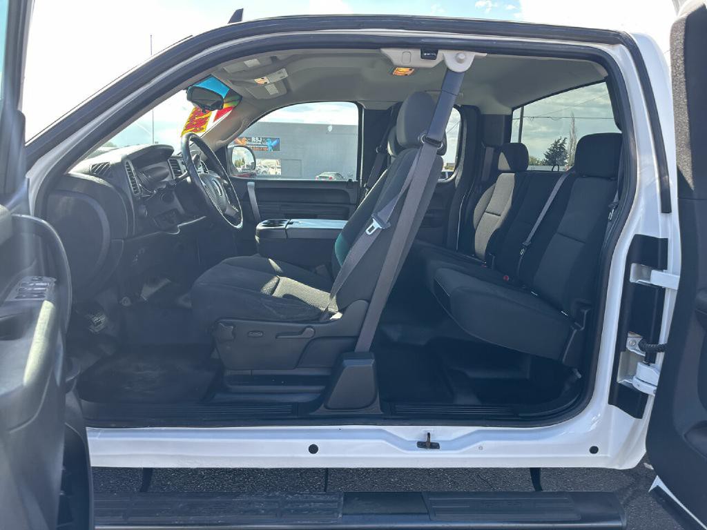 2011 GMC Sierra 2500 Image 19