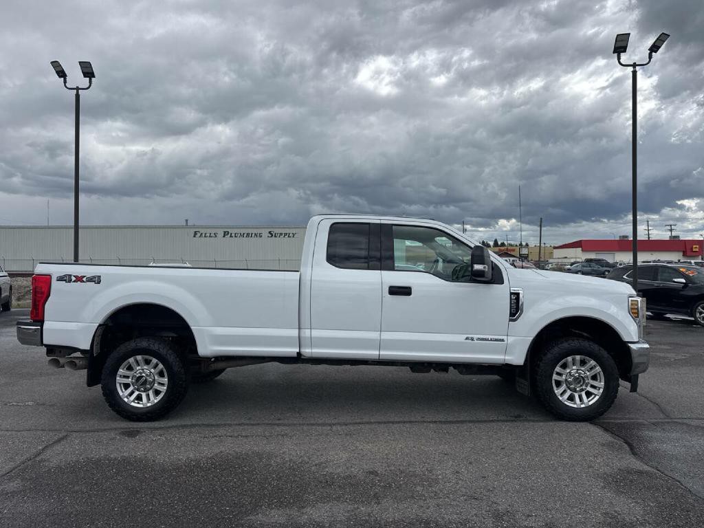 2019 Ford F-250 Image 2