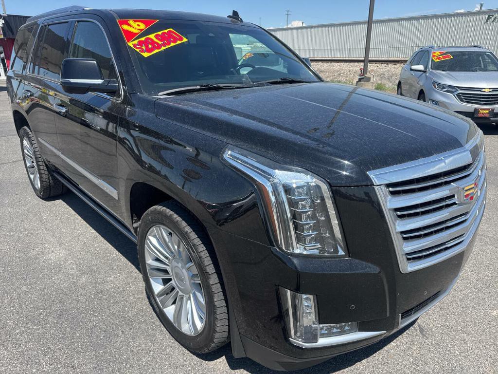 2016 Cadillac Escalade Image 1