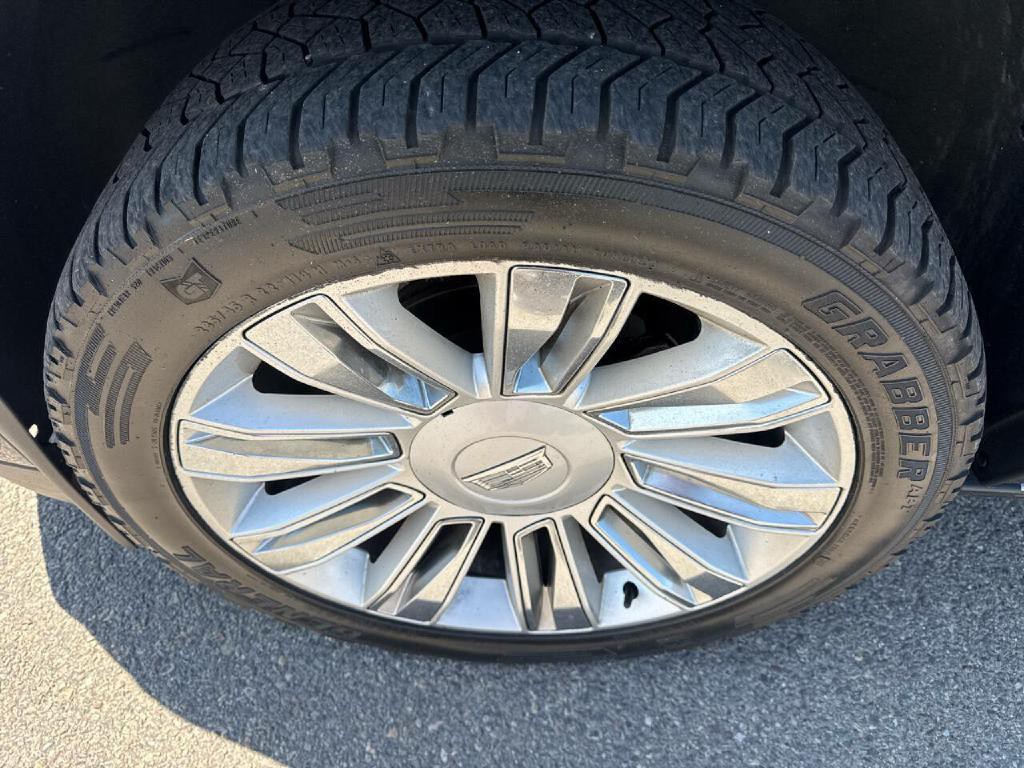 2016 Cadillac Escalade Image 9