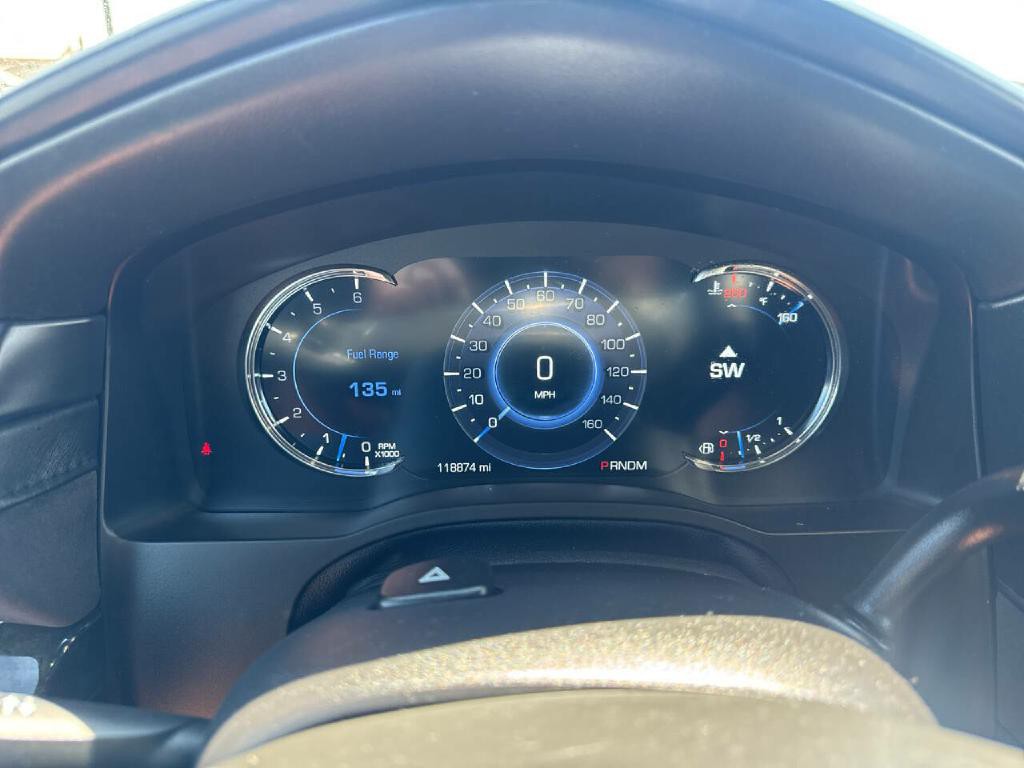 2016 Cadillac Escalade Image 18