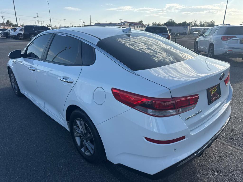 2020 Kia Optima Image 5