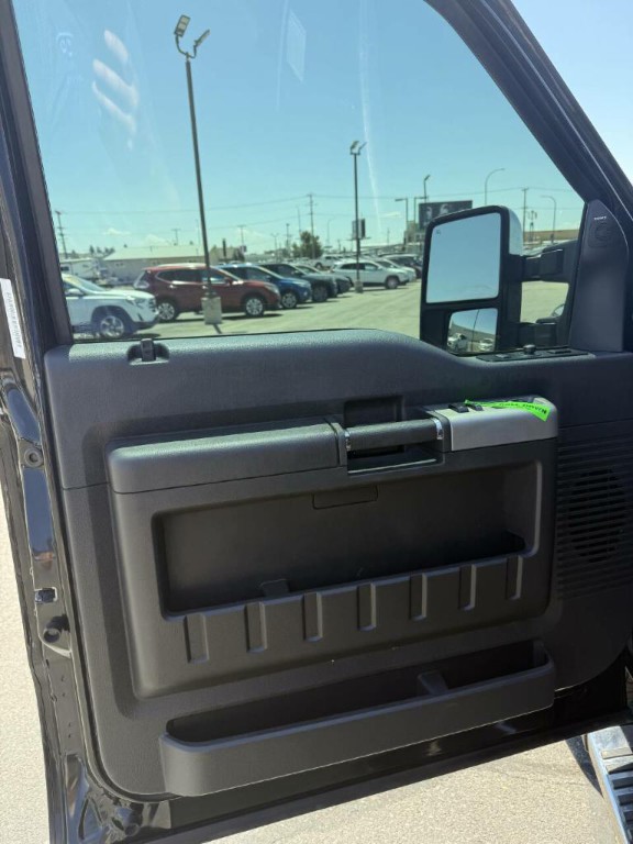 2014 Ford F-350 Image 16