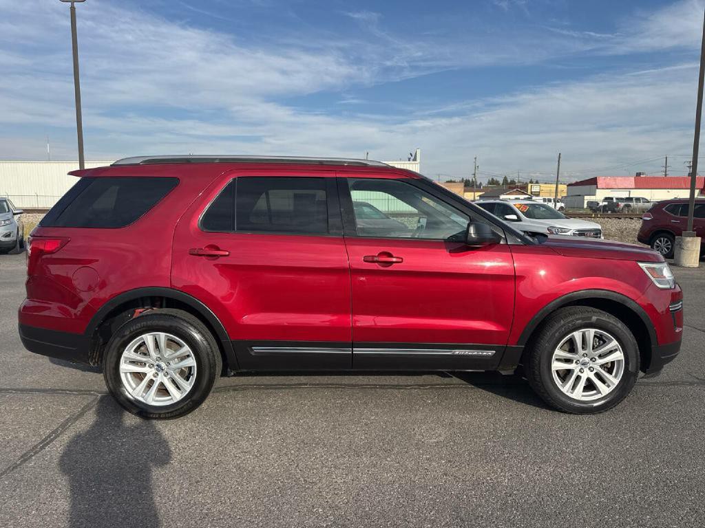 2018 Ford Explorer Image 2