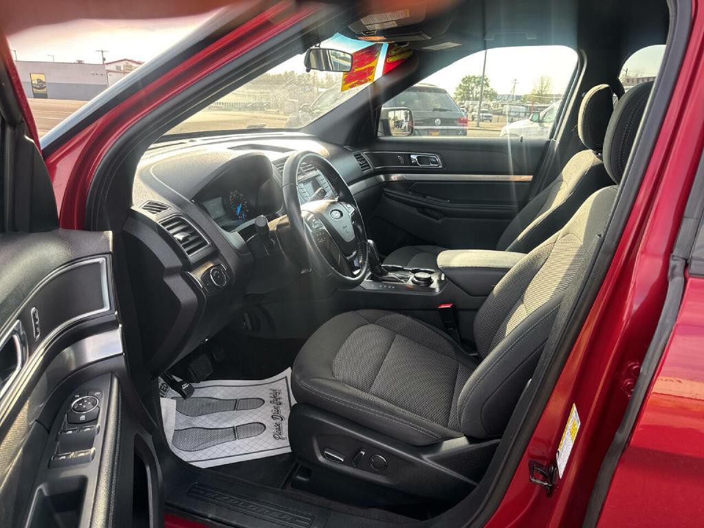 2018 Ford Explorer Image 8