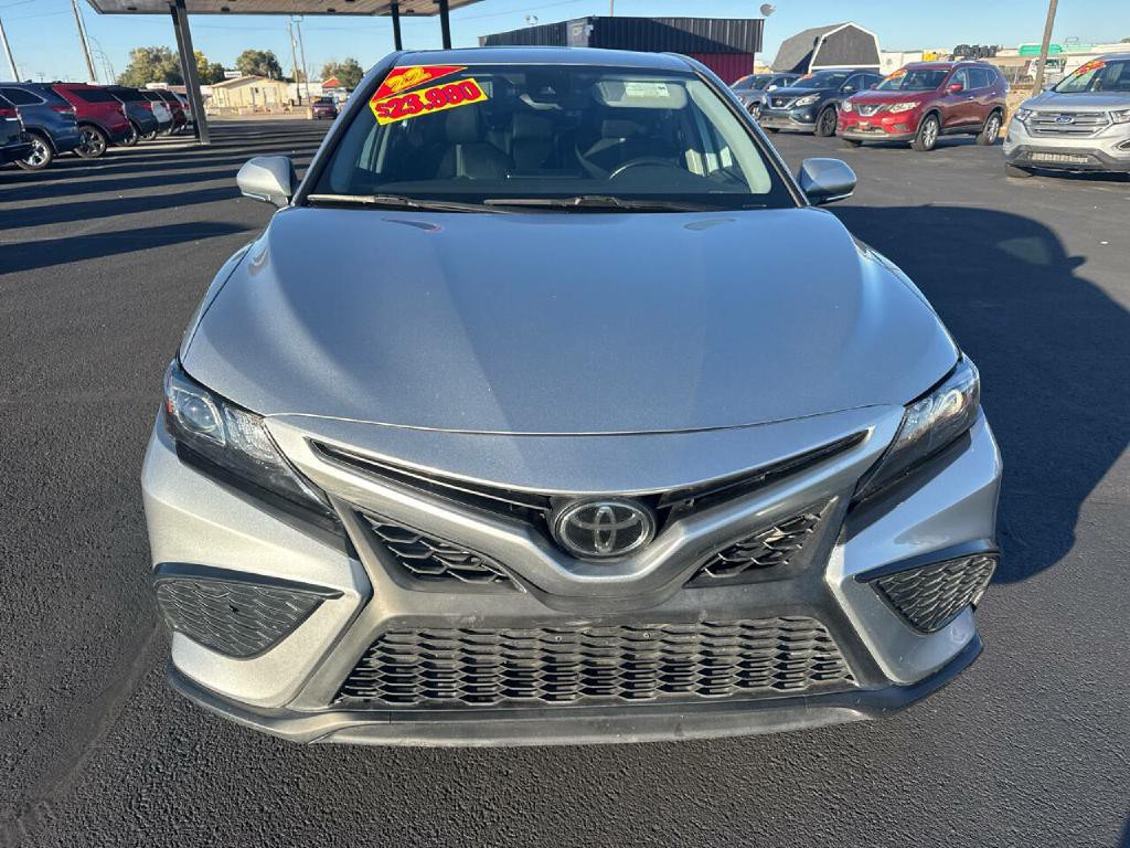 2022 Toyota Camry Image 9