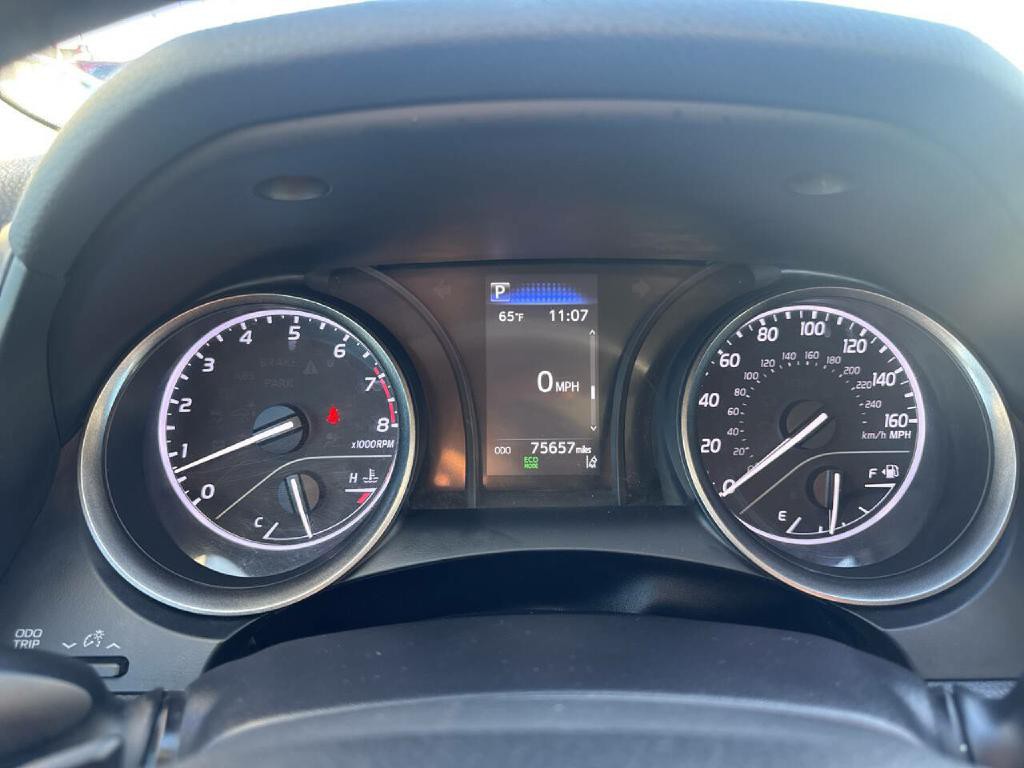 2022 Toyota Camry Image 16