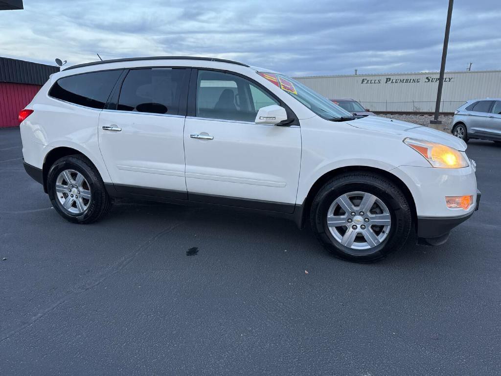 2011 Chevrolet Traverse Image 4