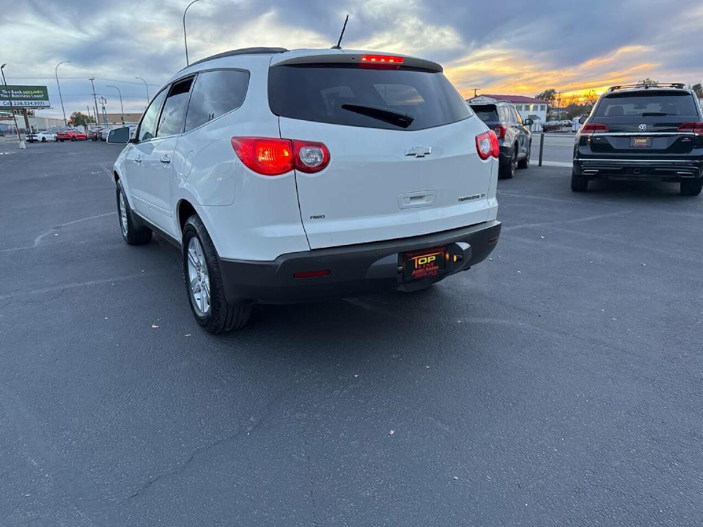 2011 Chevrolet Traverse Image 8