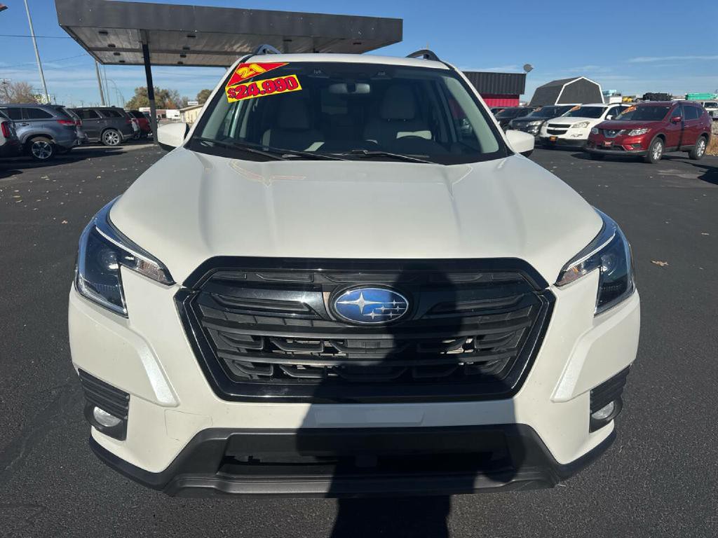 2022 Subaru Forester Image 8