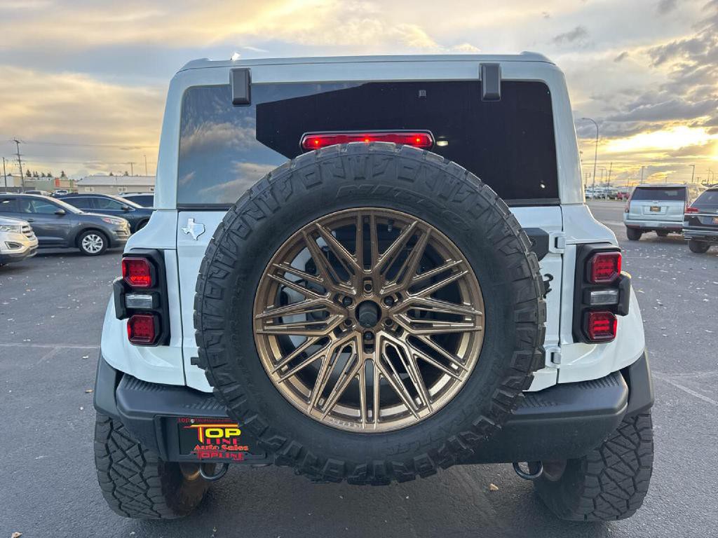 2024 Ford Bronco Image 4