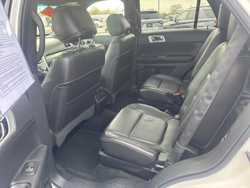 2015 Ford Explorer Image 11
