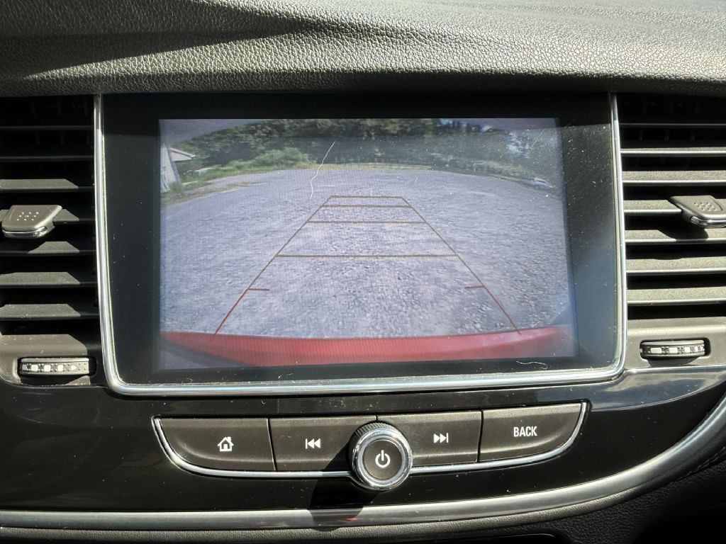 2018 Buick Enclave Image 16