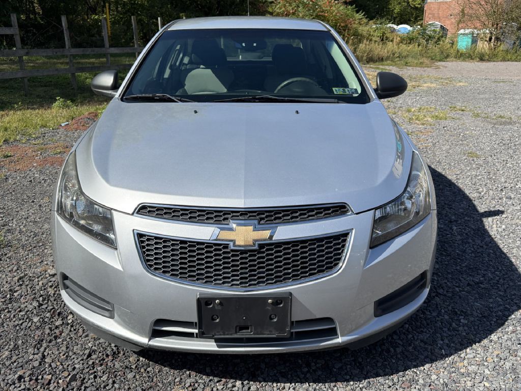 2012 Chevrolet Cruze Image 2