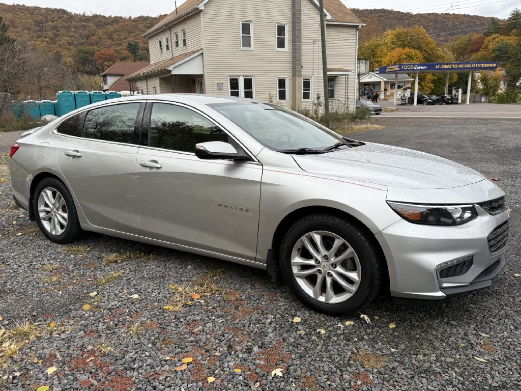 2016 Chevrolet Malibu Image 3