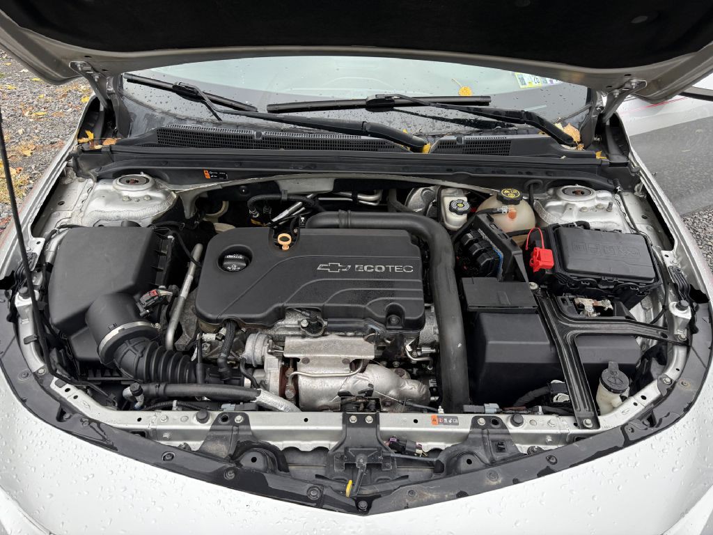 2016 Chevrolet Malibu Image 13