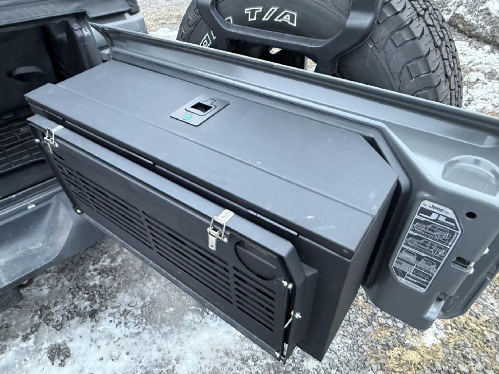 2020 Jeep Wrangler Image 5