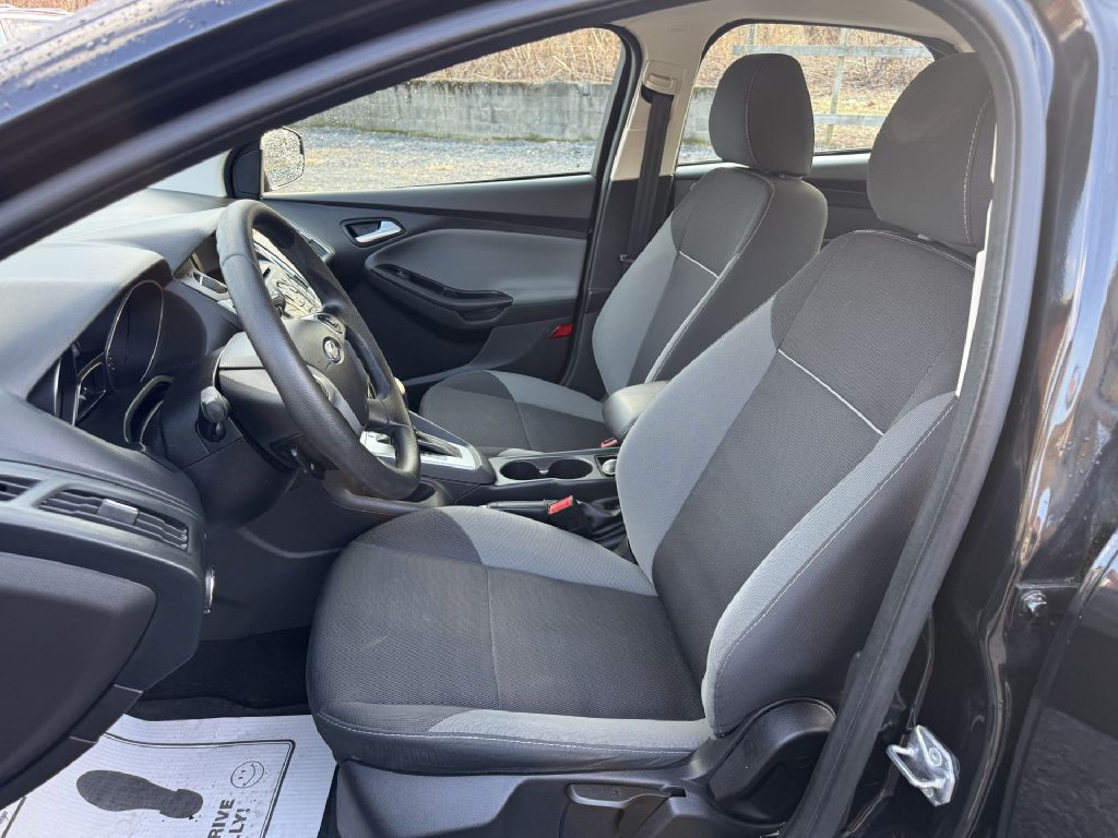 2013 Ford Focus Image 6