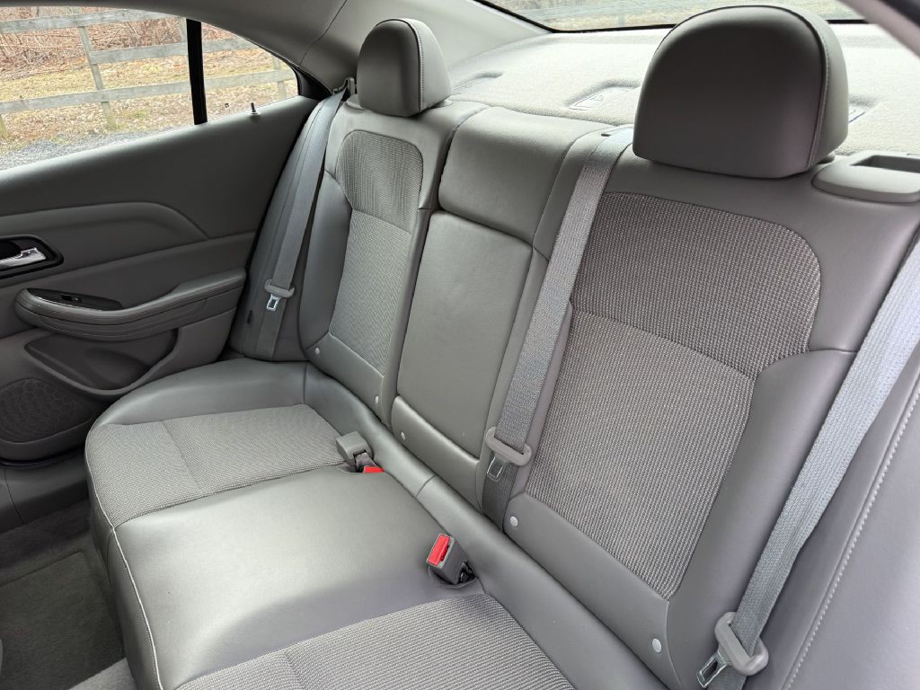 2014 Chevrolet Malibu Image 15