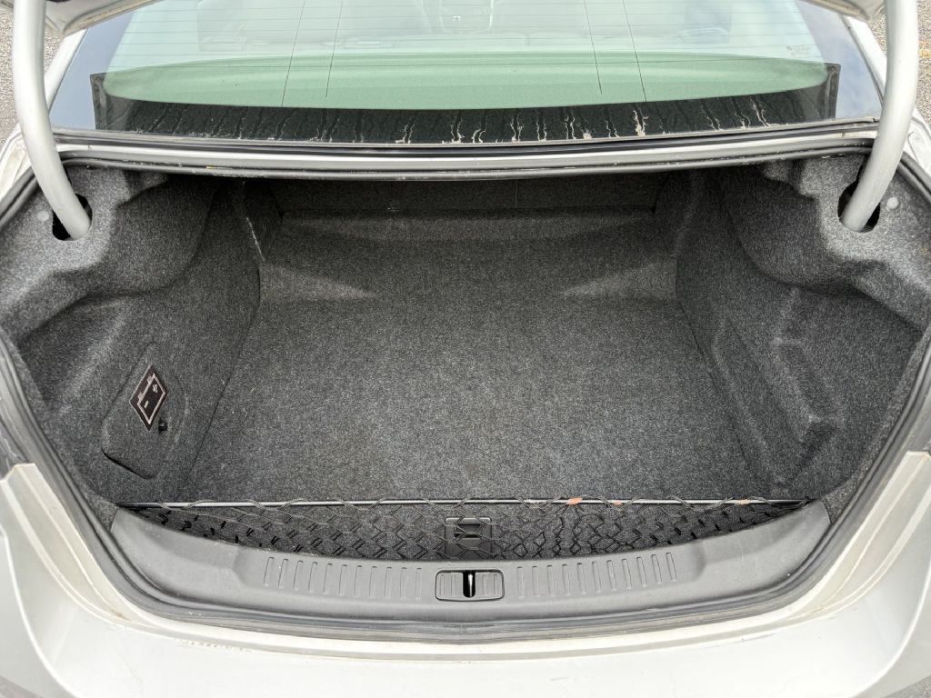 2014 Chevrolet Malibu Image 17