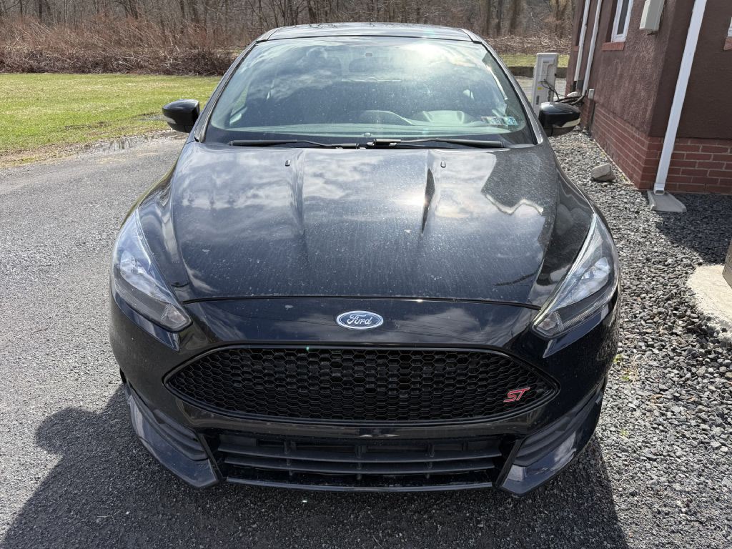 2017 Ford Focus Image 2