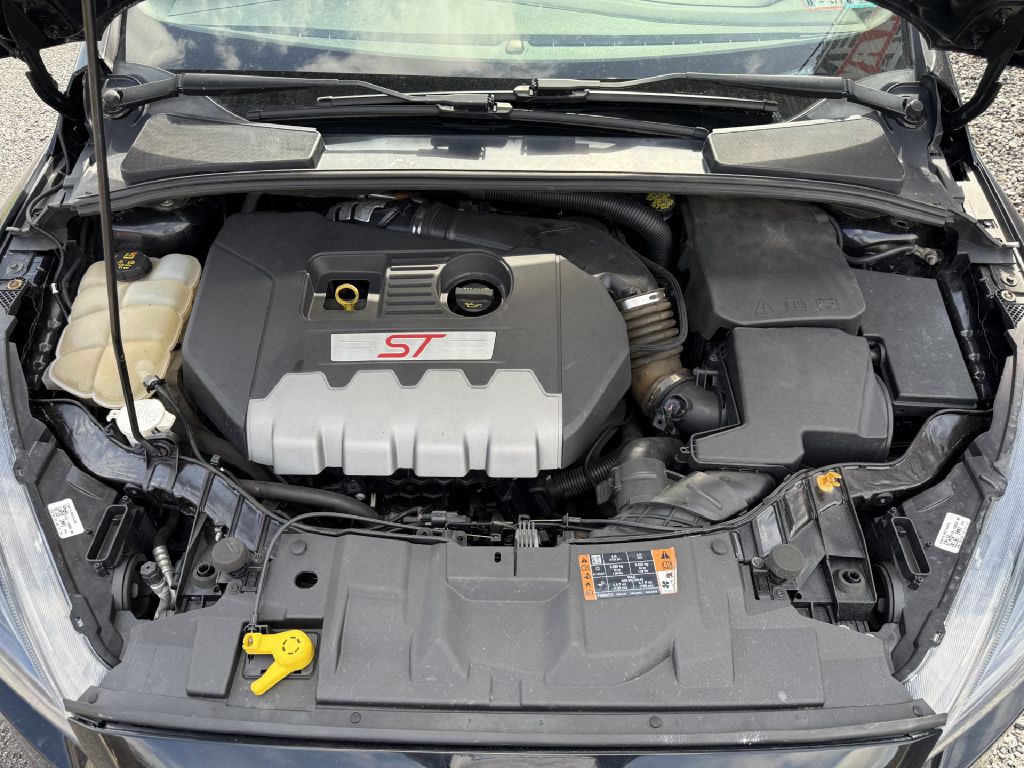 2017 Ford Focus Image 11