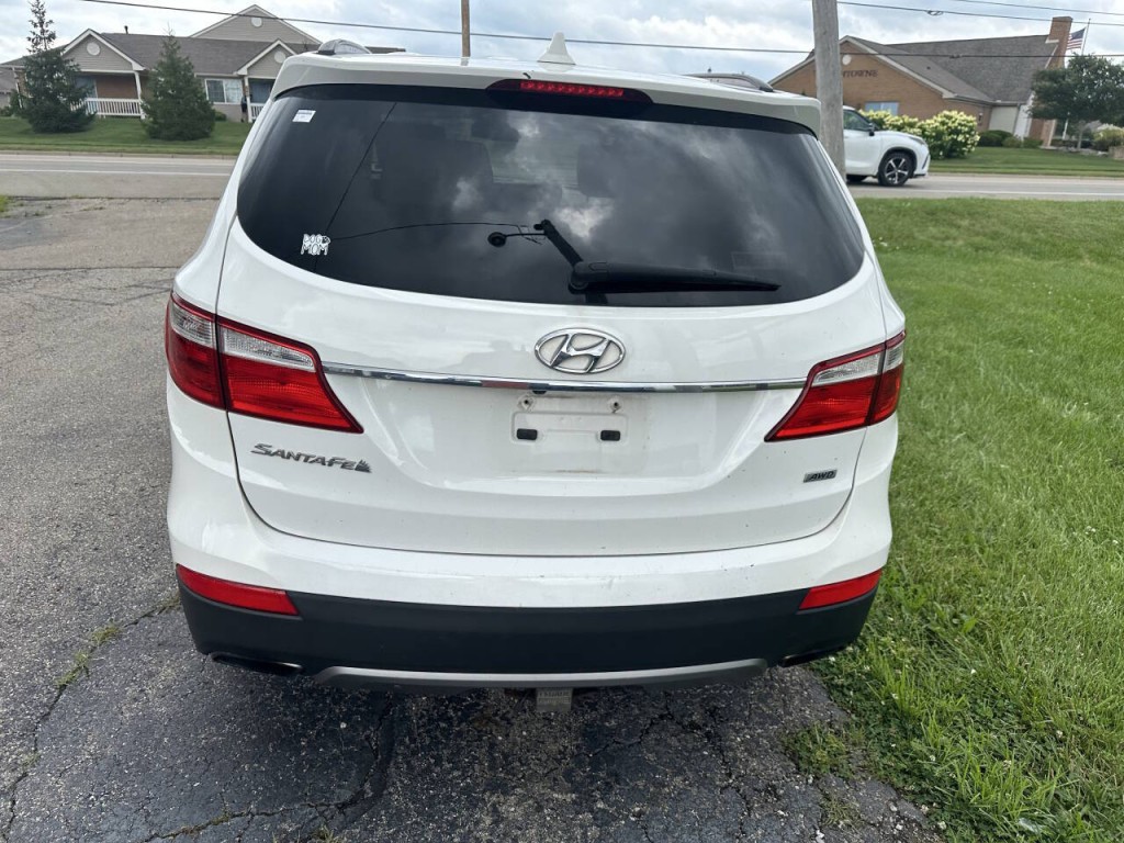 2014 Hyundai Santa Fe Image 4