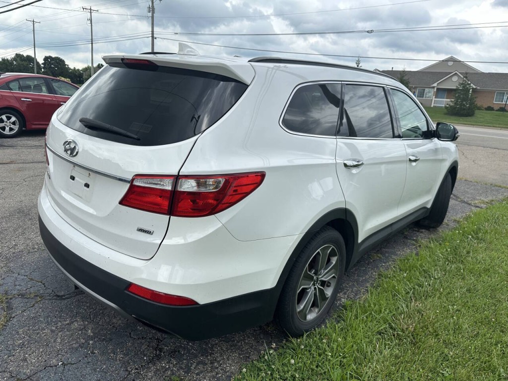 2014 Hyundai Santa Fe Image 5