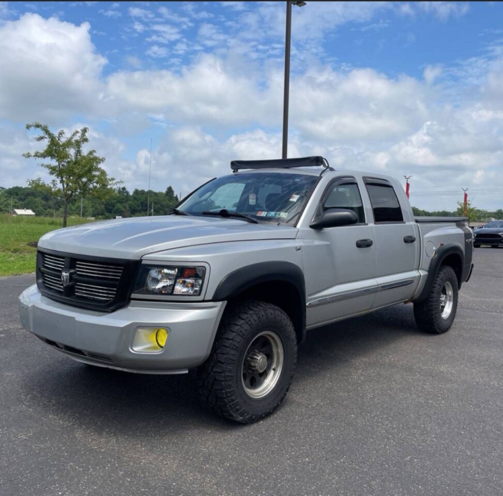 2008 Dodge Dakota Image 1