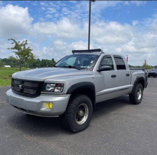 Image for 2008 Dodge Dakota Laramie Crew Cab SB ID: 6679562