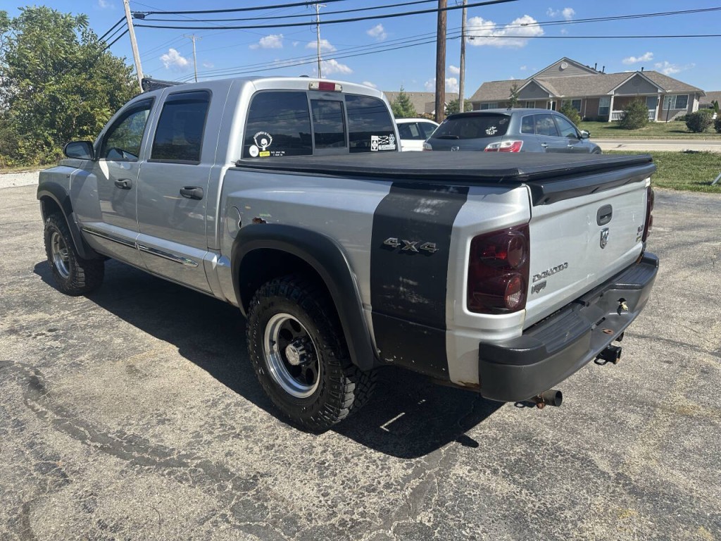 2008 Dodge Dakota Image 5
