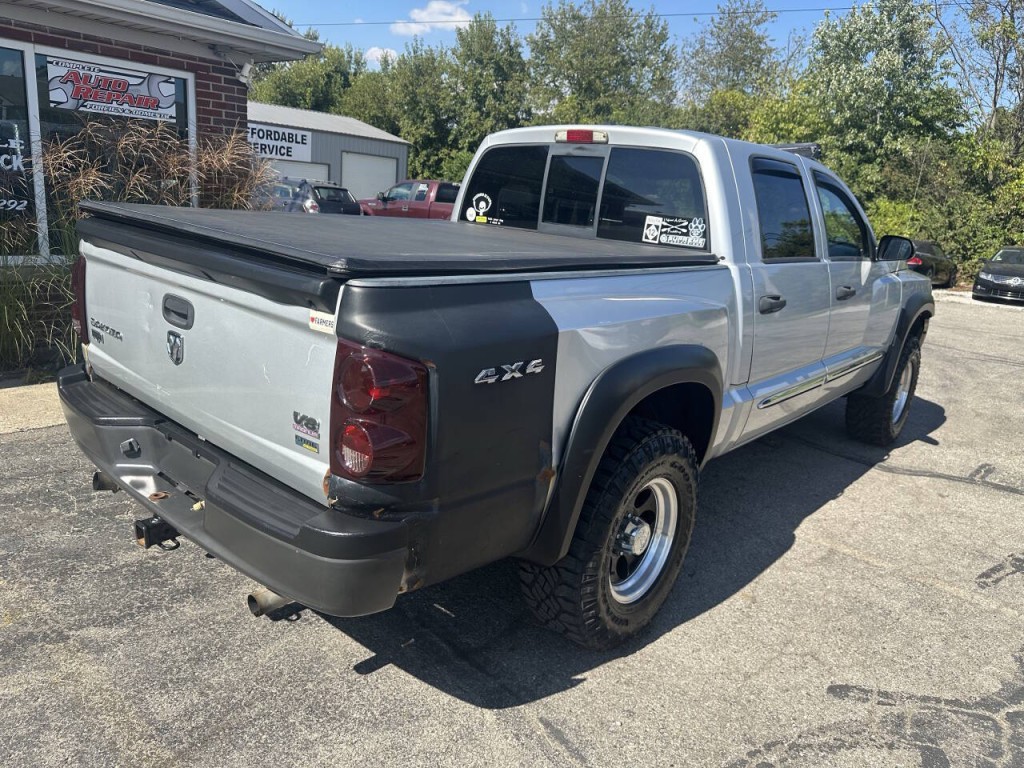 2008 Dodge Dakota Image 8