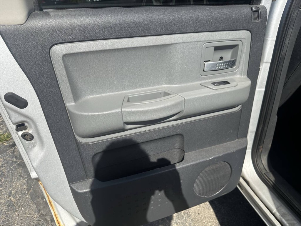 2008 Dodge Dakota Image 19