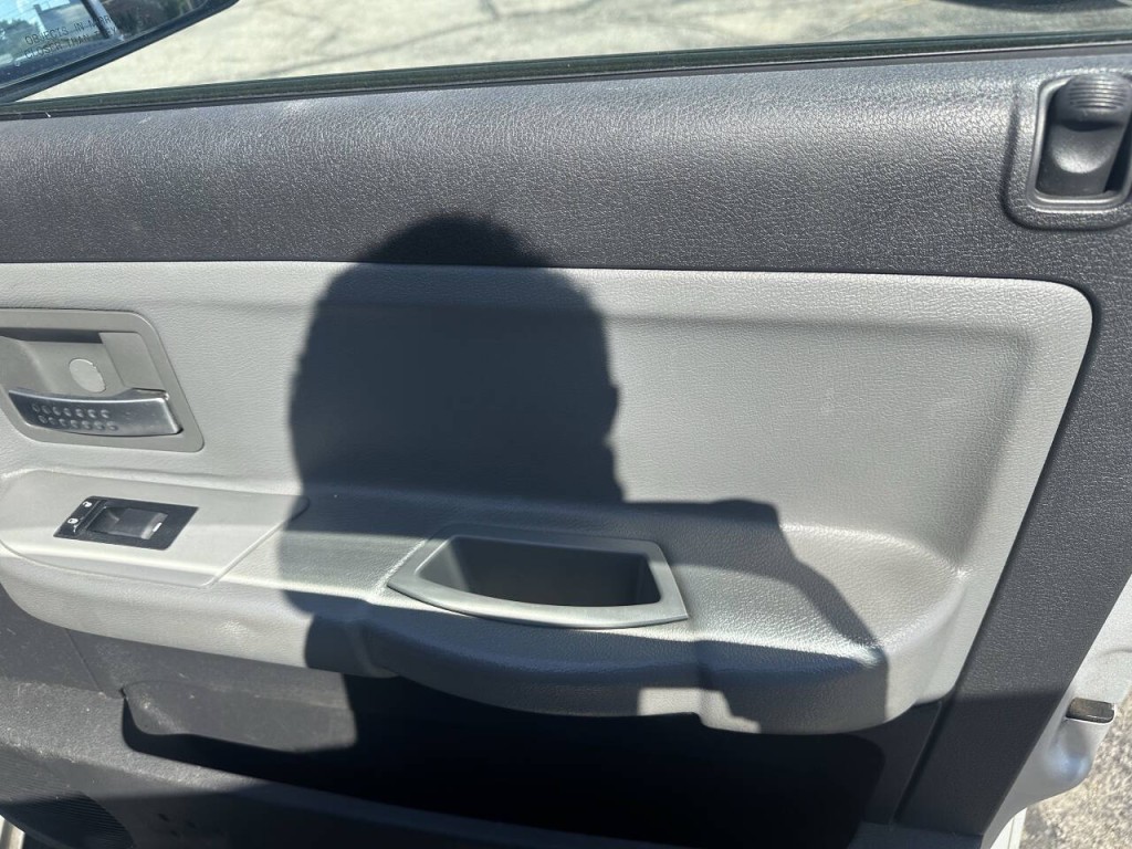 2008 Dodge Dakota Image 24