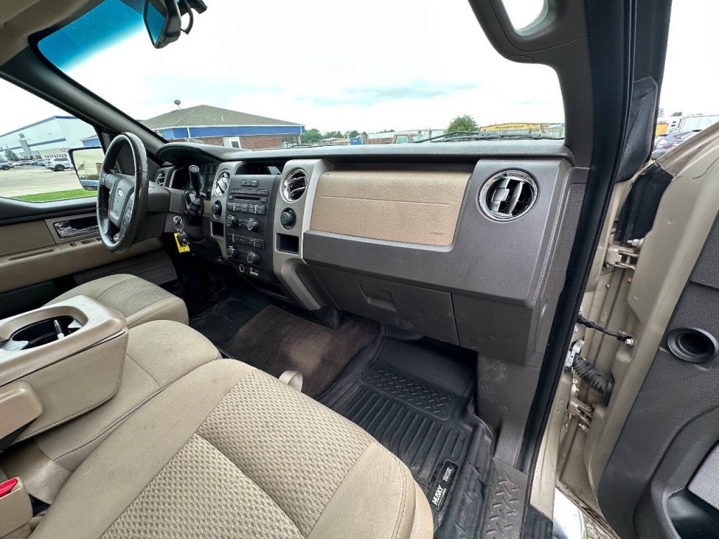 2010 Ford F-150 Image 29