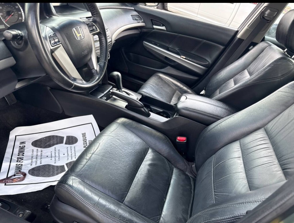 2008 Honda Accord Image 9
