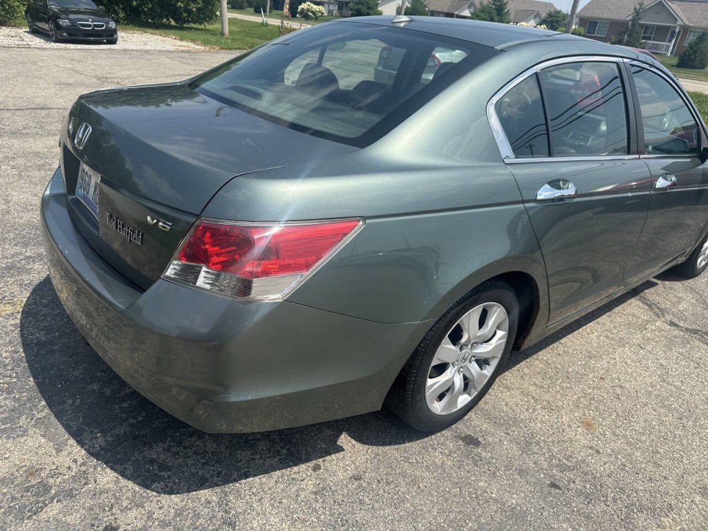 2008 Honda Accord Image 8