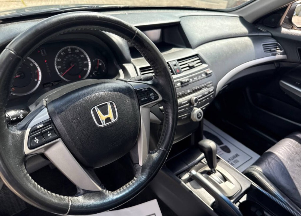 2008 Honda Accord Image 19