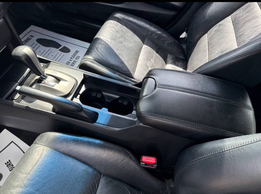 2008 Honda Accord Image 20