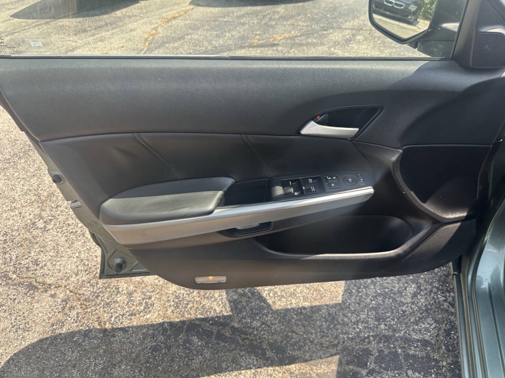 2008 Honda Accord Image 28