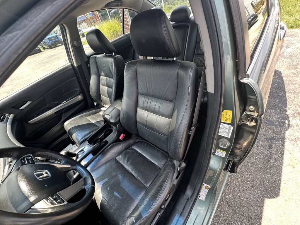 2008 Honda Accord Image 29
