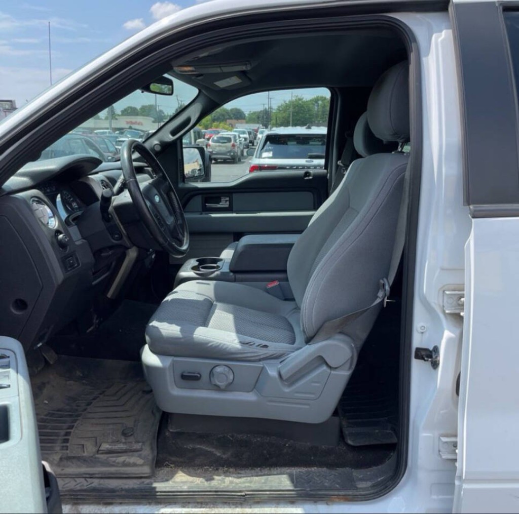 2014 Ford F-150 Image 9