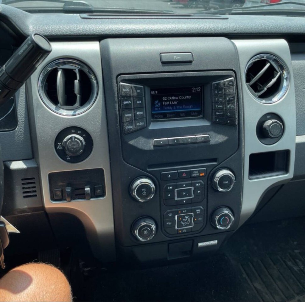 2014 Ford F-150 Image 14