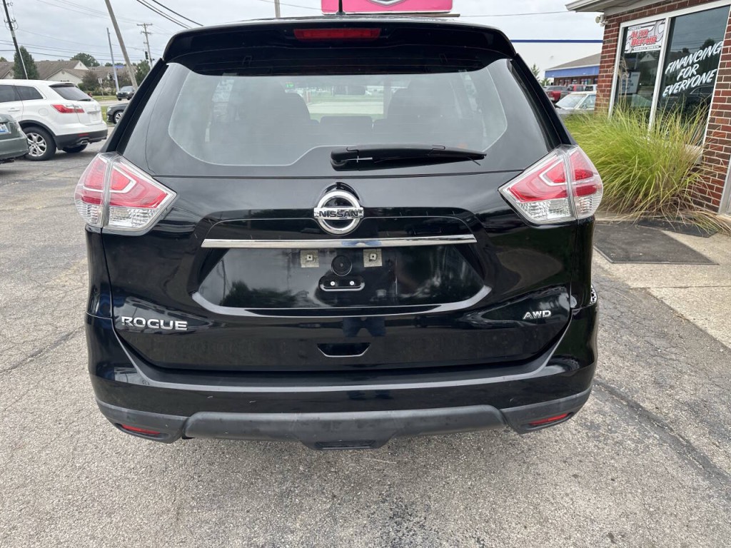 2015 Nissan Rogue Image 4