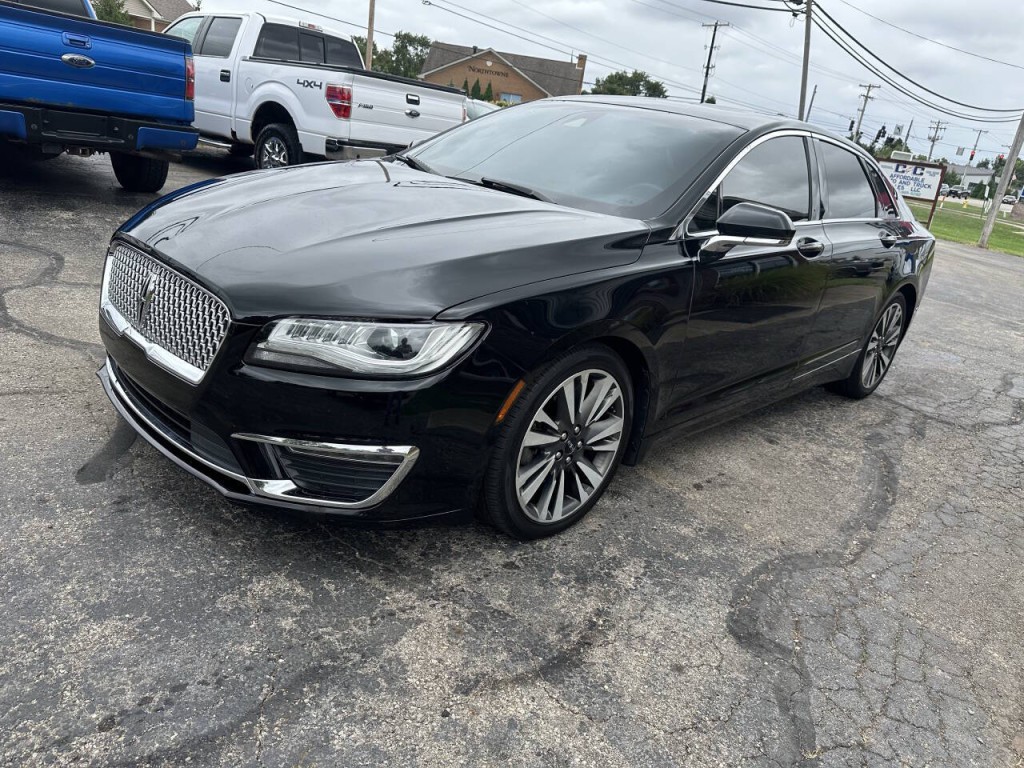 2017 Lincoln MKZ Image 3