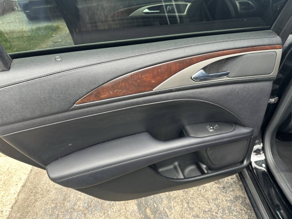 2017 Lincoln MKZ Image 14