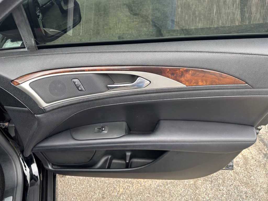 2017 Lincoln MKZ Image 19