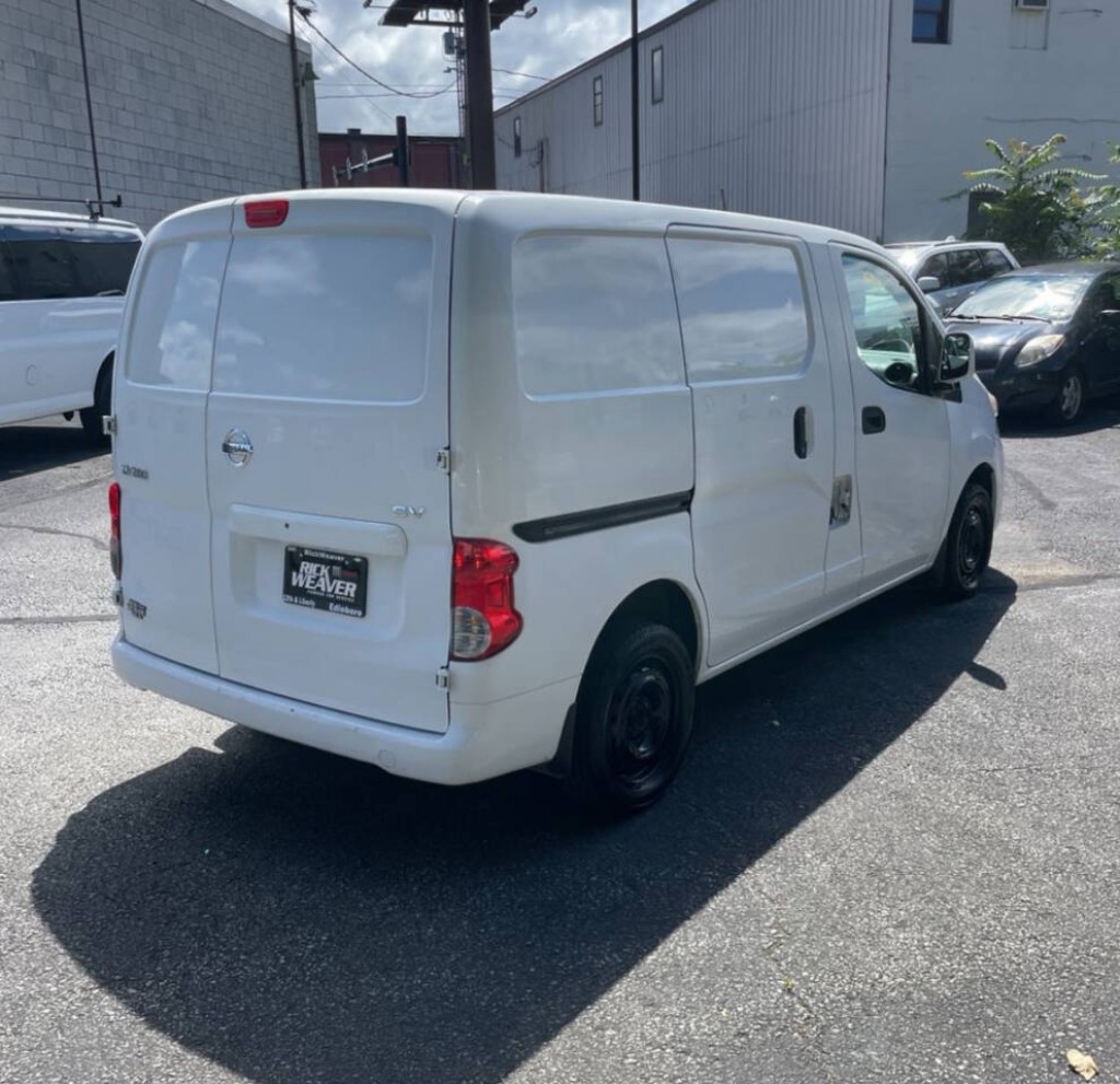 2015 Nissan NV200 Image 5